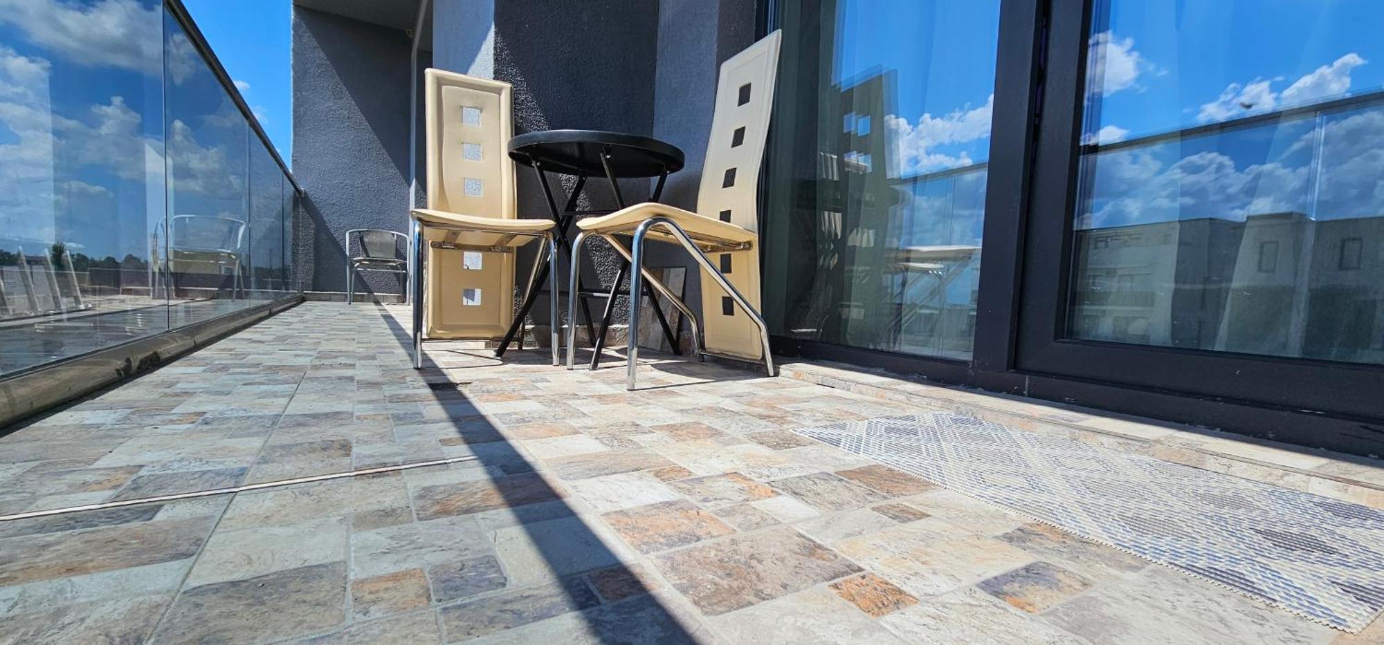 Luxury Aparthotel Promenada In Building Stefan Prima Linie La Mare Нэводари Экстерьер фото
